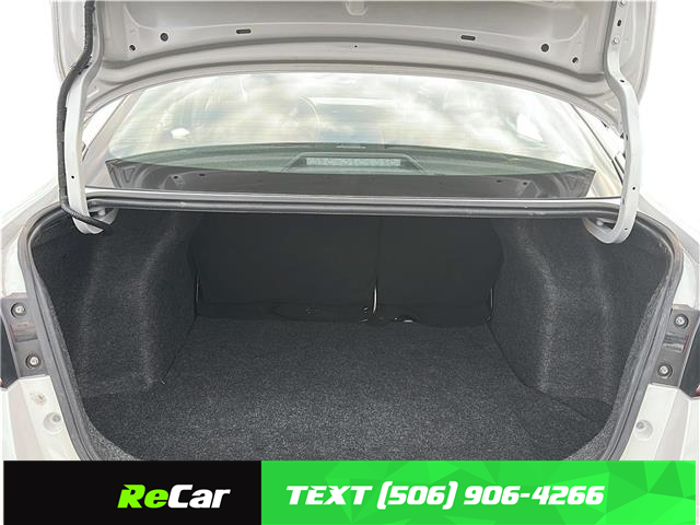 2023 Nissan Versa SR