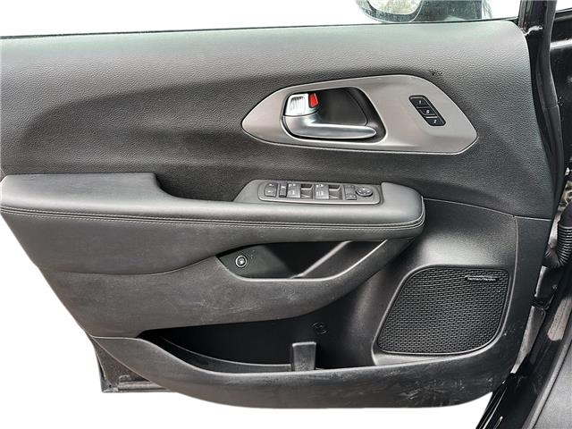 2022 Chrysler Pacifica Hybrid Limited