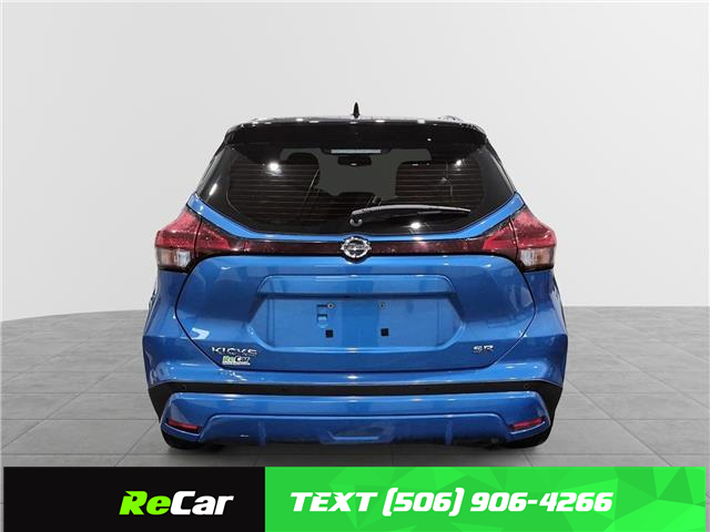 2021 Nissan Kicks SR