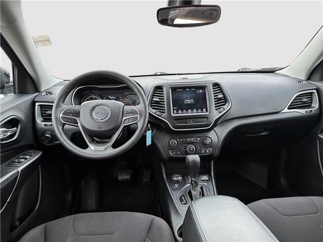 2022 Jeep Cherokee Sport