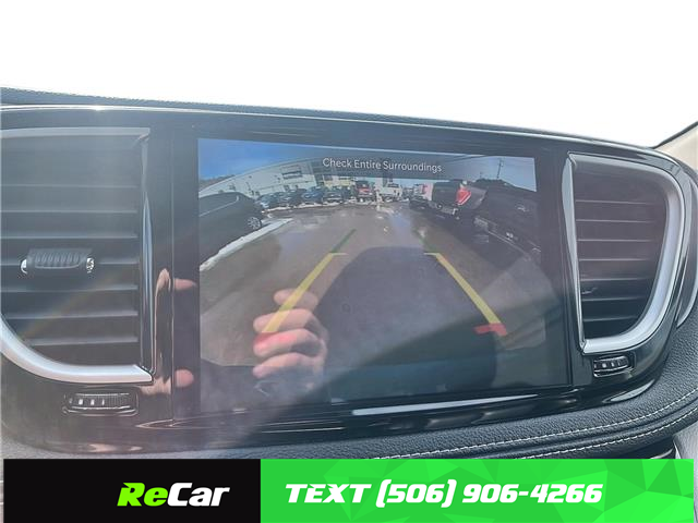 2023 Chrysler Pacifica Touring-L