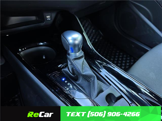 2022 Toyota C-HR XLE Premium