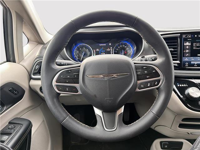 2023 Chrysler Pacifica Touring-L