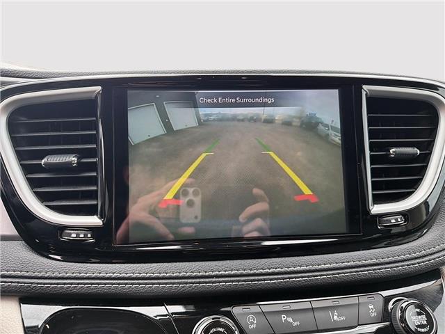 2023 Chrysler Pacifica Touring-L