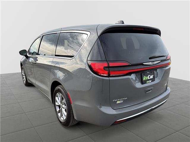 2023 Chrysler Pacifica Touring-L
