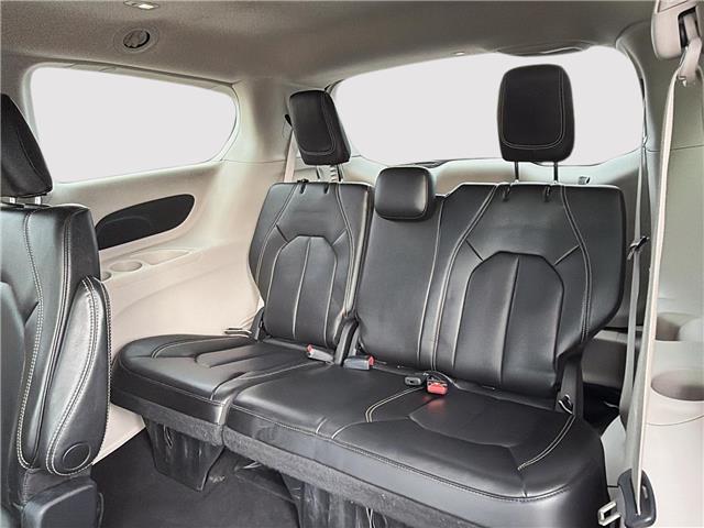 2023 Chrysler Pacifica Touring-L