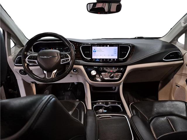 2022 Chrysler Pacifica Hybrid Limited