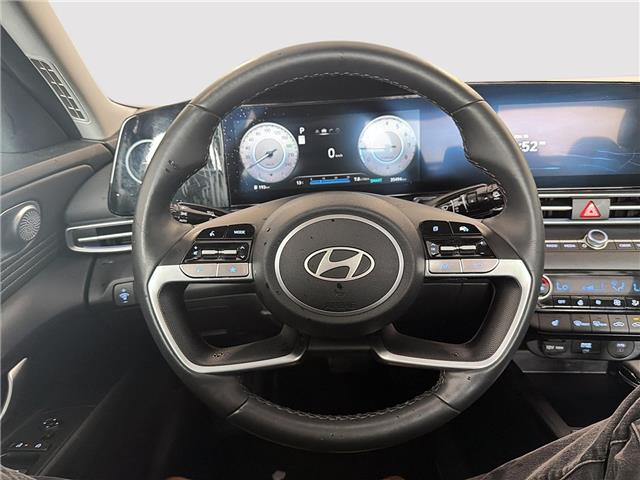 2025 Hyundai Elantra Preferred w/Tech Package