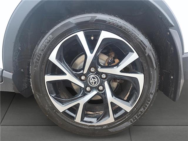 2021 Toyota C-HR XLE Premium