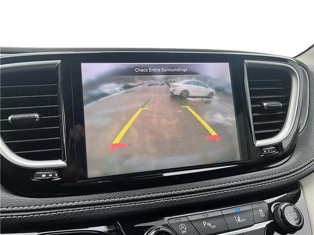 2023 Chrysler Pacifica Touring-L