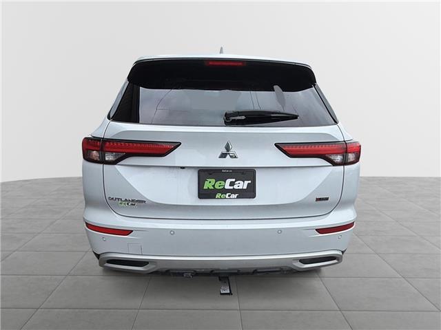 2023 Mitsubishi Outlander SE