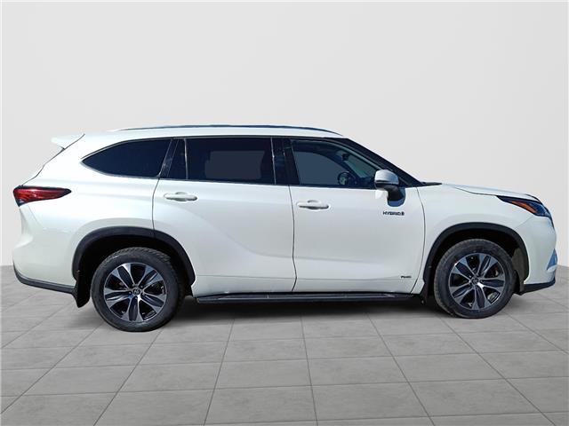 2021 Toyota Highlander Hybrid XLE