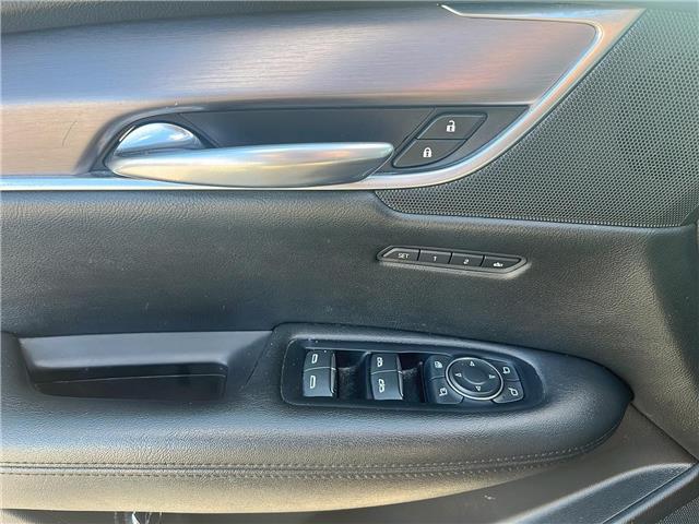 2018 Cadillac XT5 Premium Luxury