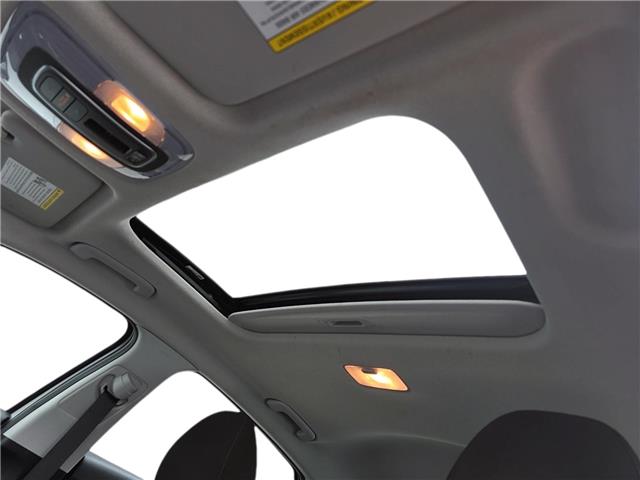 2022 Hyundai Elantra Preferred w/Sun & Tech Pkg