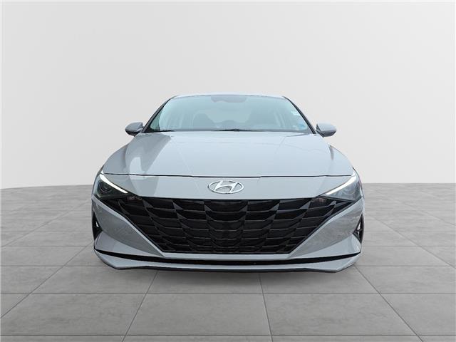 2022 Hyundai Elantra Preferred w/Sun & Tech Pkg