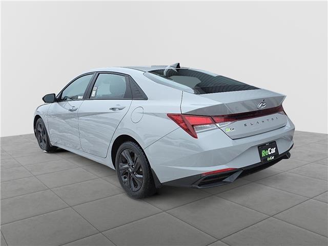 2022 Hyundai Elantra Preferred w/Sun & Tech Pkg