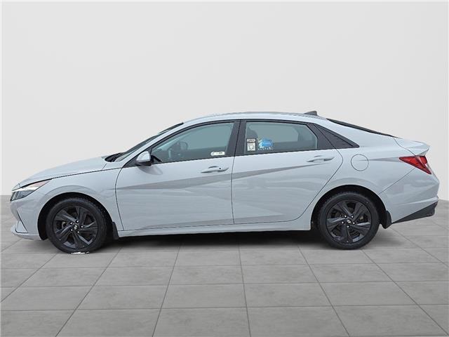 2022 Hyundai Elantra Preferred w/Sun & Tech Pkg