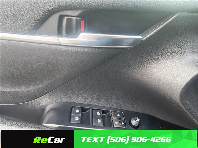 2020 Toyota Camry Hybrid SE