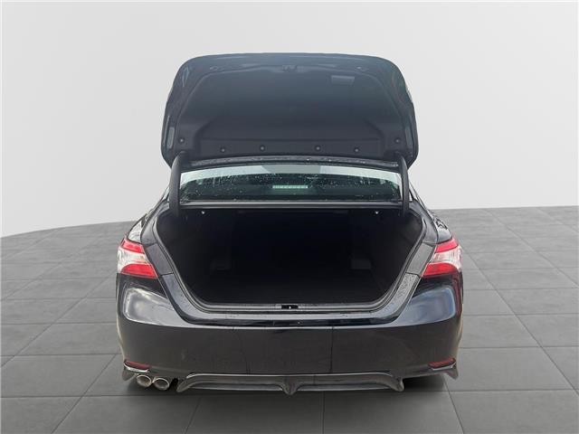 2020 Toyota Camry Hybrid SE