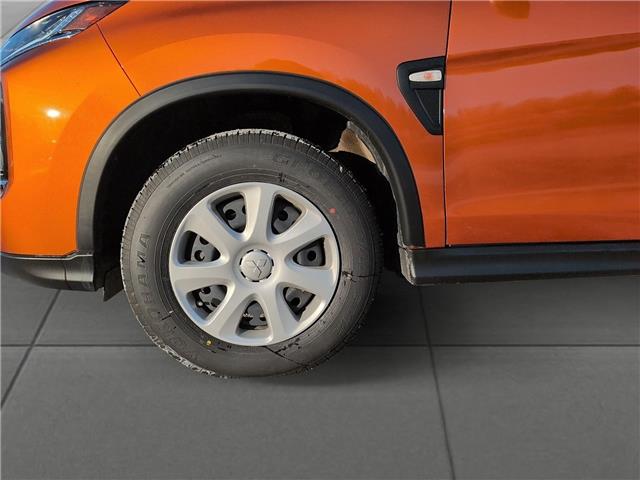 2024 Mitsubishi RVR ES