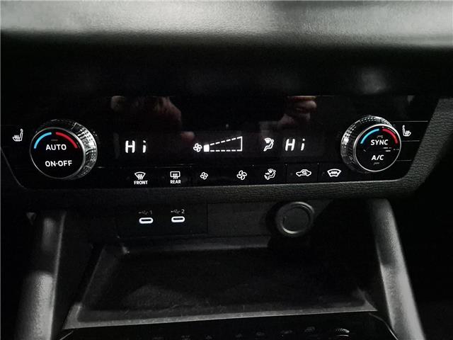 2025 Mitsubishi Outlander ES