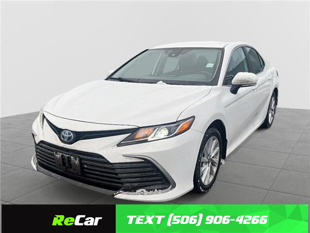 2024 Toyota Camry Hybrid LE