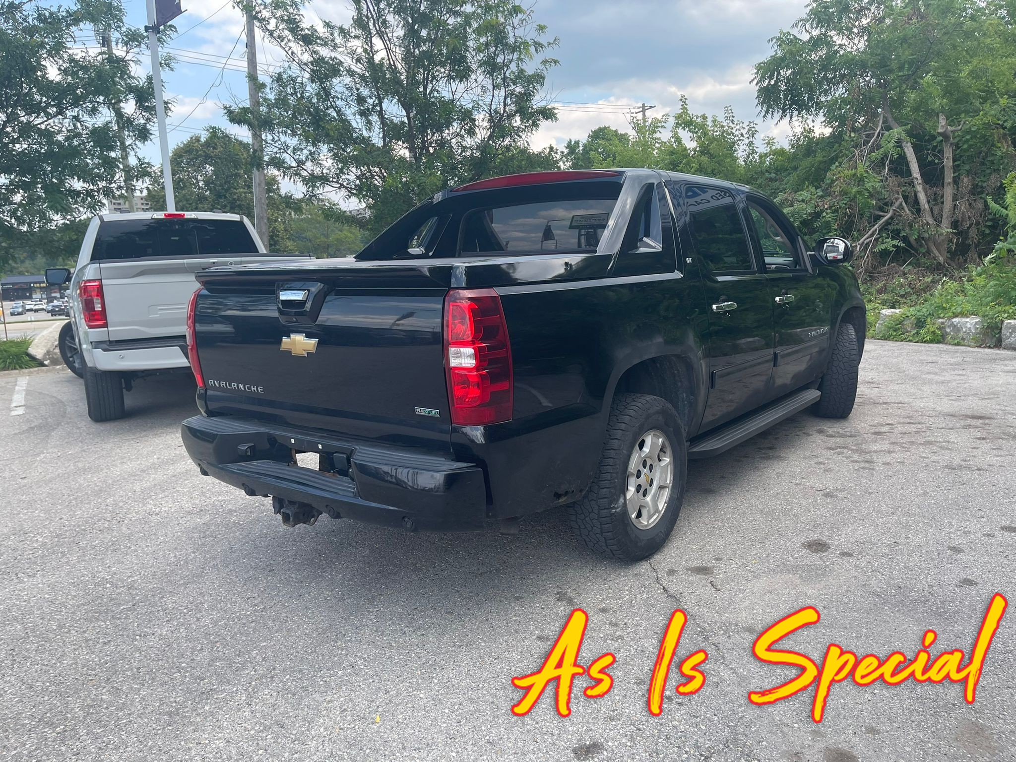 used 2011 Chevrolet Avalanche 1500 car, priced at $6,998