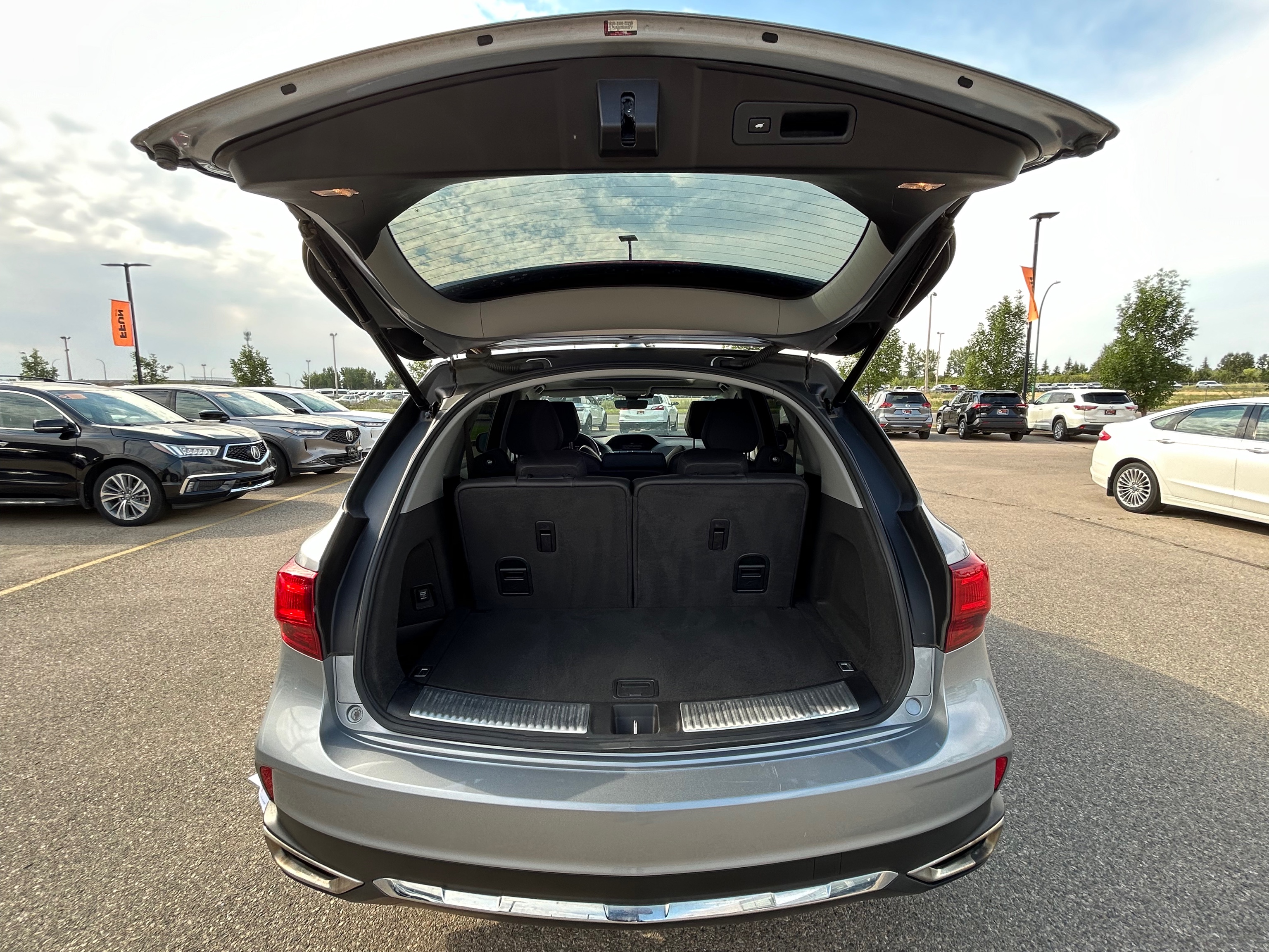 used 2017 Acura MDX car, priced at $36,999