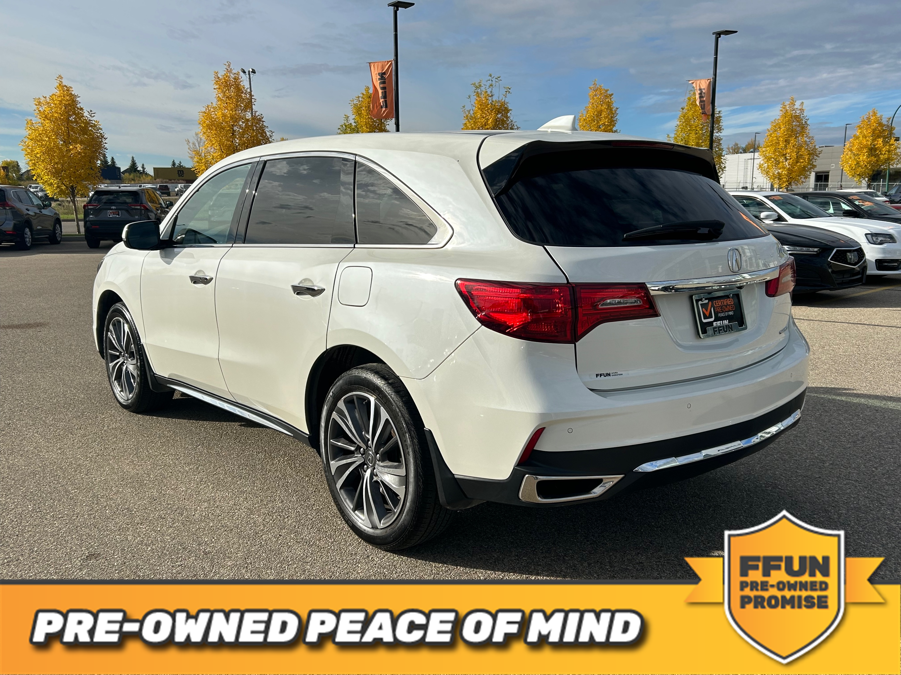 used 2019 Acura MDX car, priced at $34,676