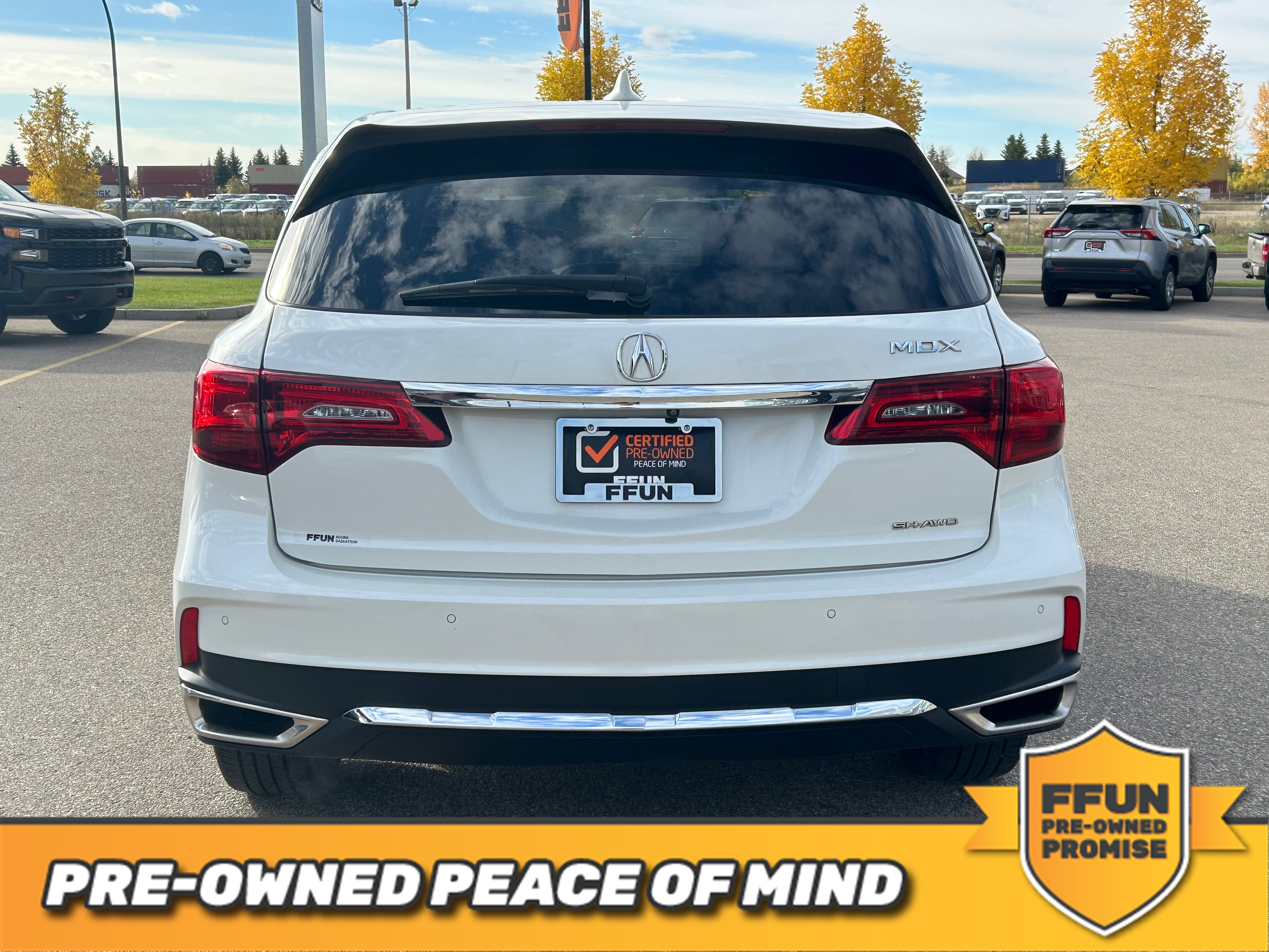 used 2019 Acura MDX car, priced at $34,676