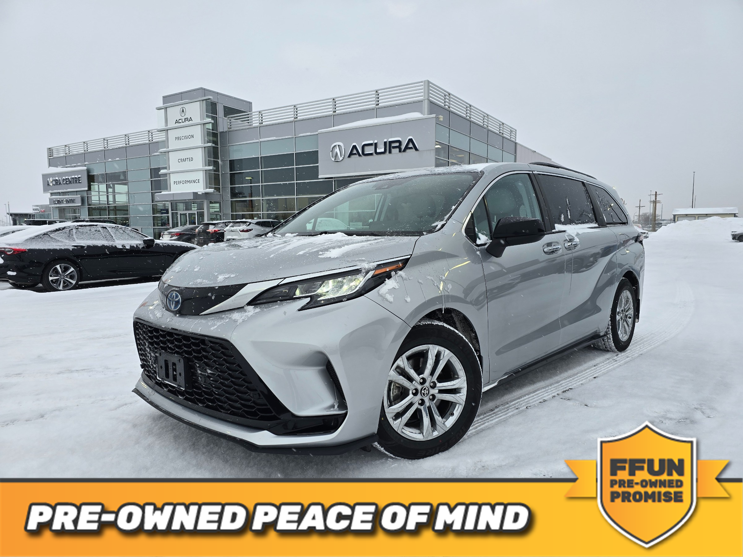 used 2022 Toyota Sienna car, priced at $58,900