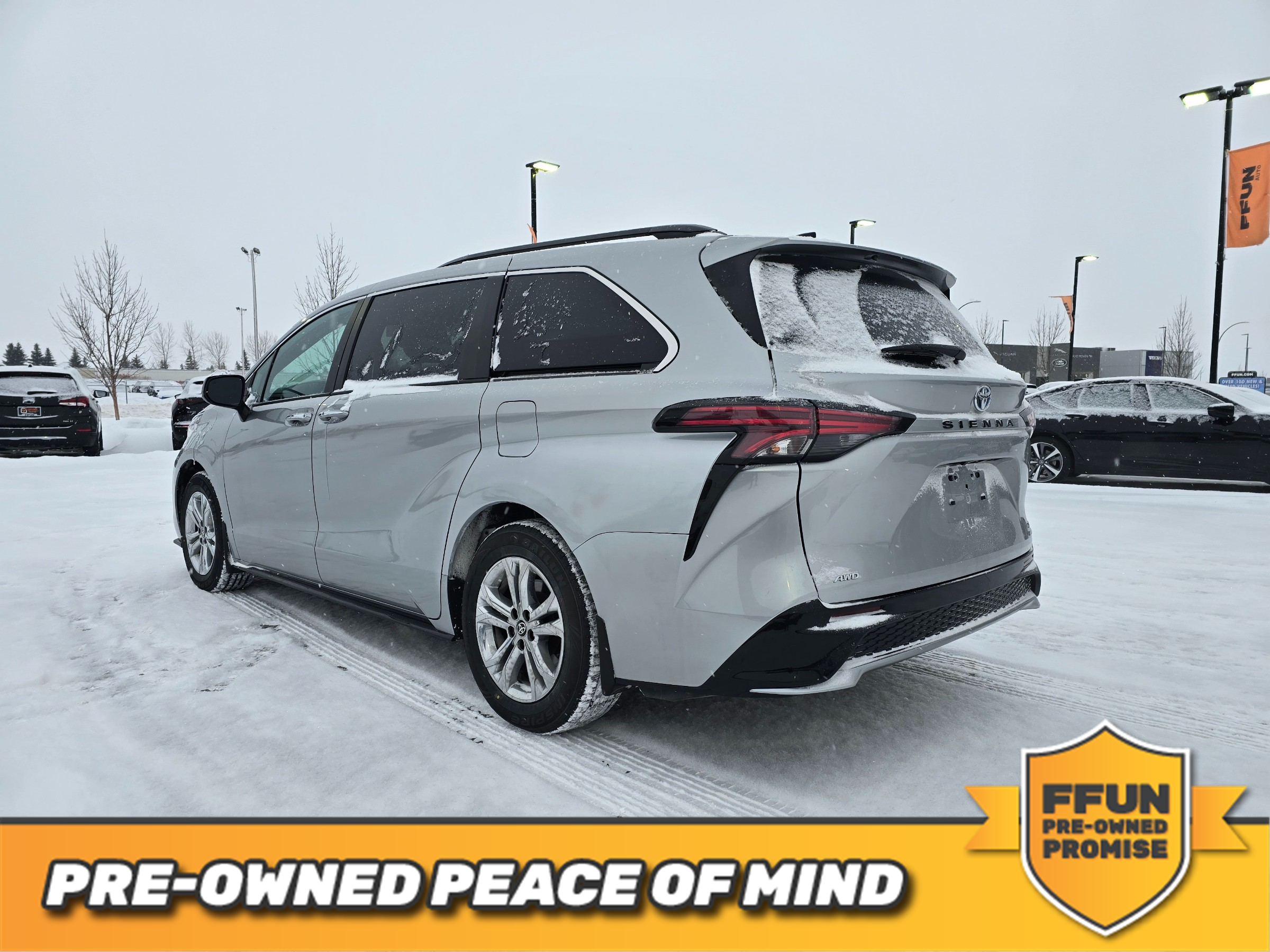 used 2022 Toyota Sienna car, priced at $58,900