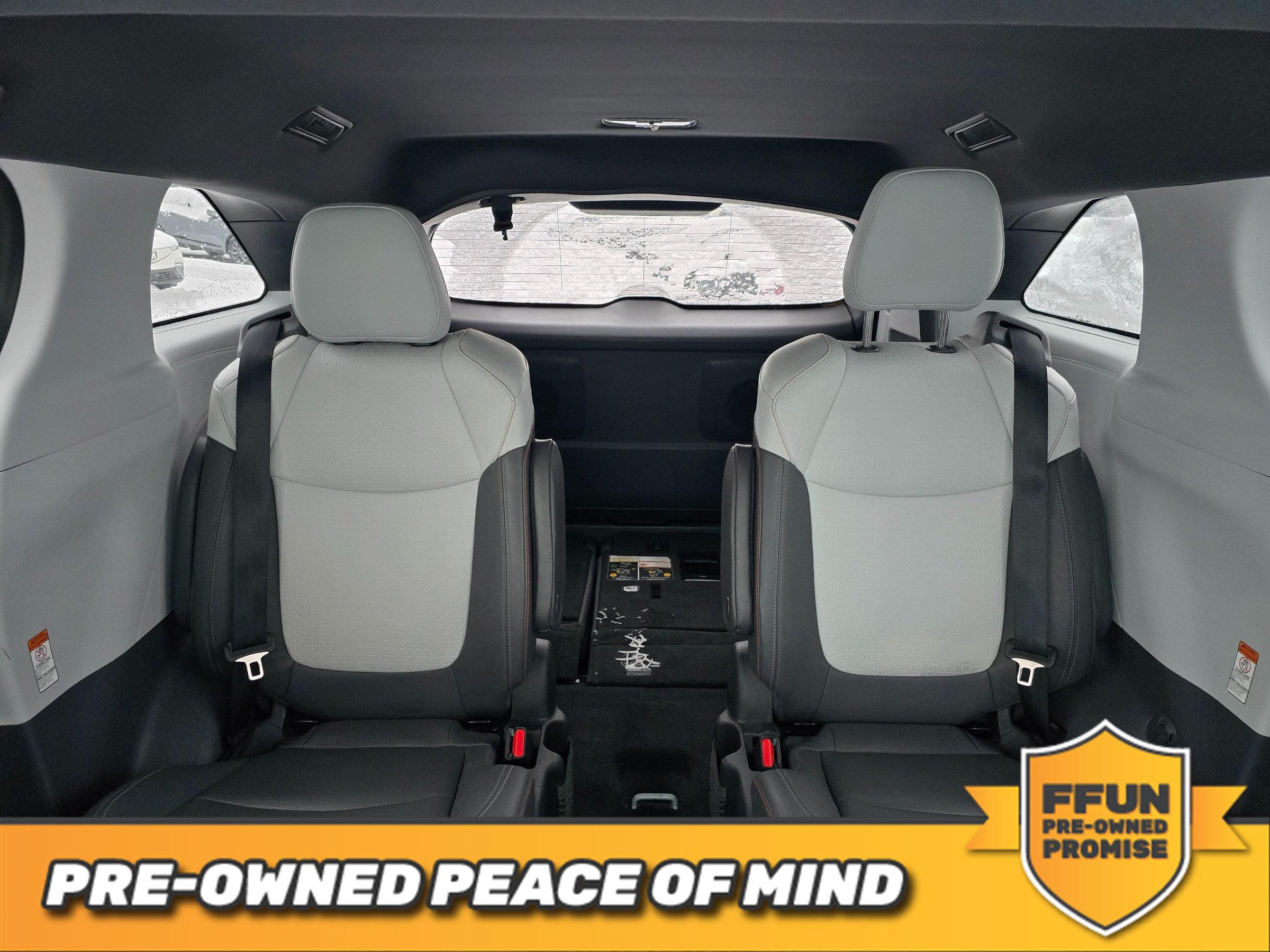 used 2022 Toyota Sienna car, priced at $58,900