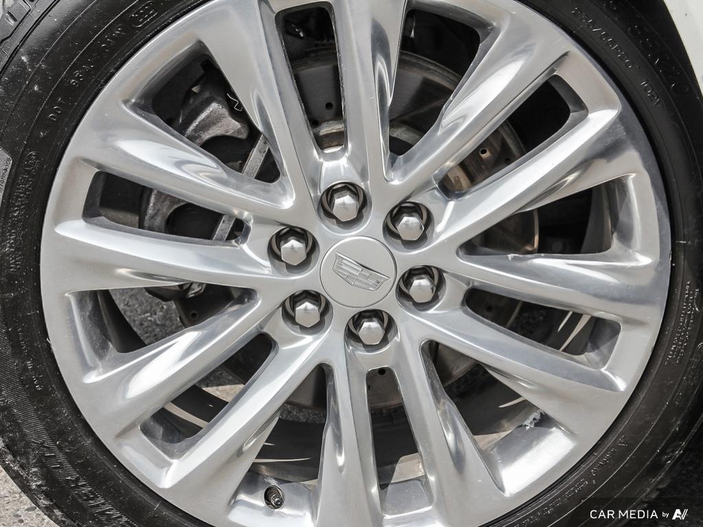 used 2018 Cadillac XT5 car, priced at $25,875