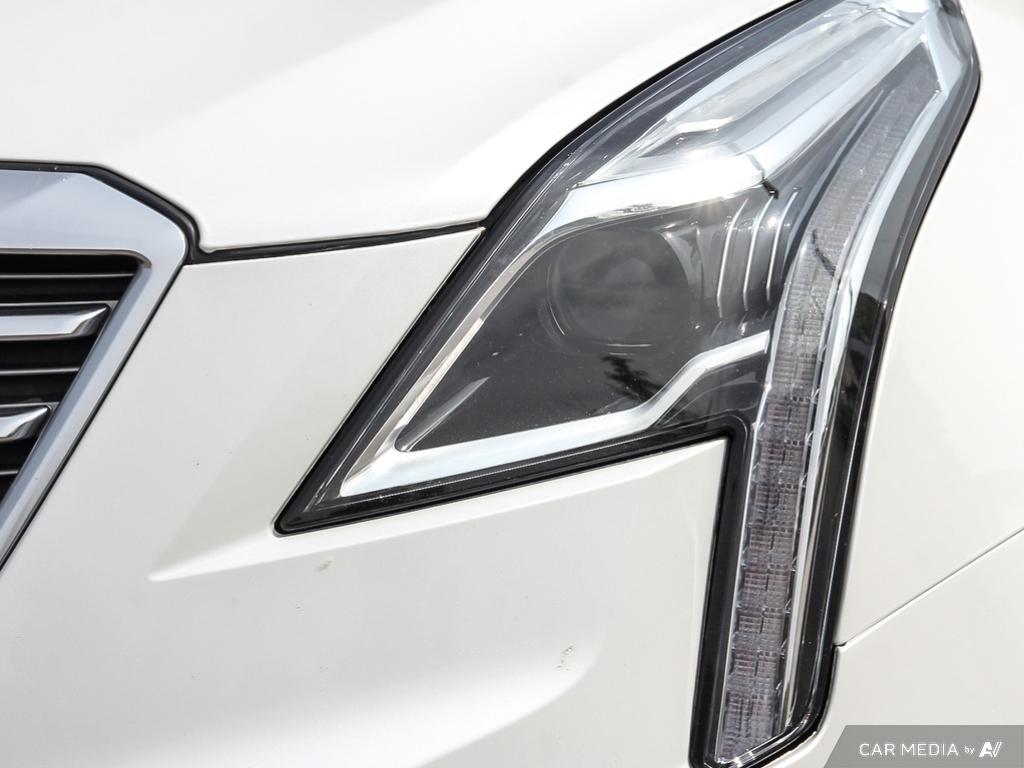 used 2018 Cadillac XT5 car, priced at $25,875