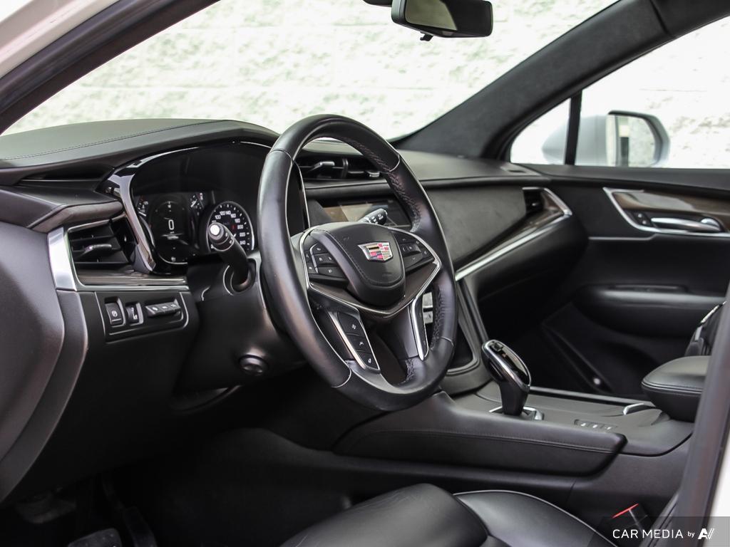 used 2018 Cadillac XT5 car, priced at $25,875