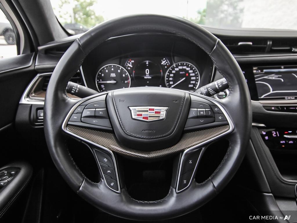 used 2018 Cadillac XT5 car, priced at $25,875