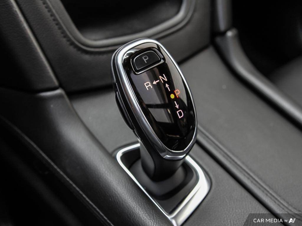 used 2018 Cadillac XT5 car, priced at $25,875