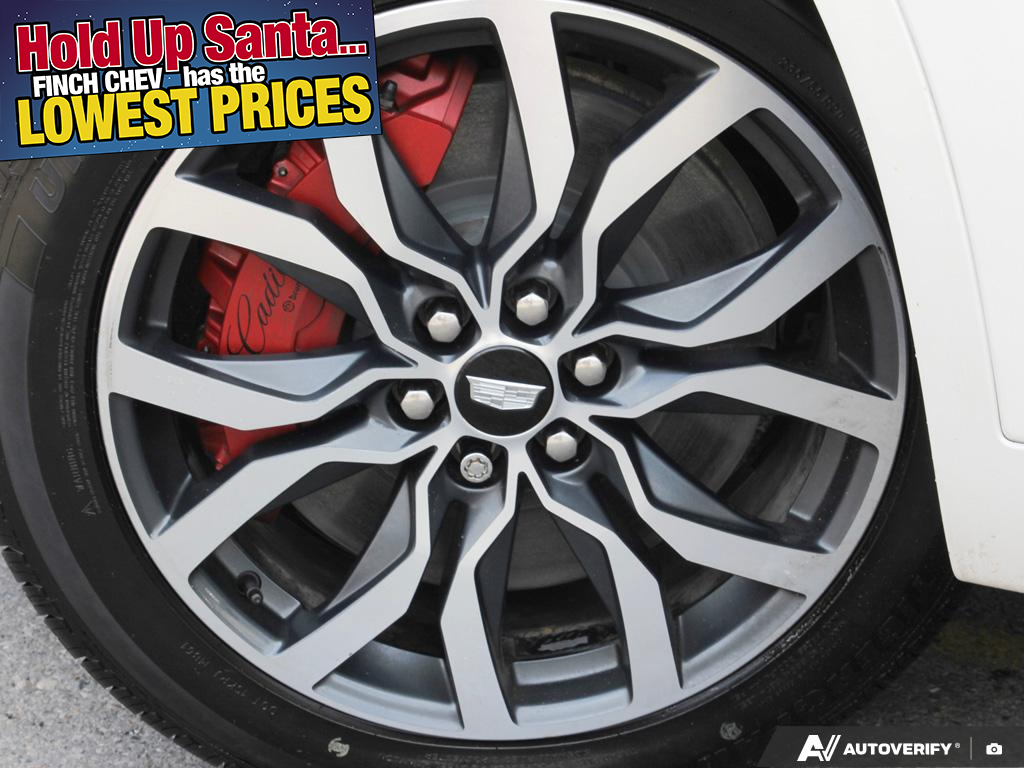 used 2022 Cadillac XT6 car