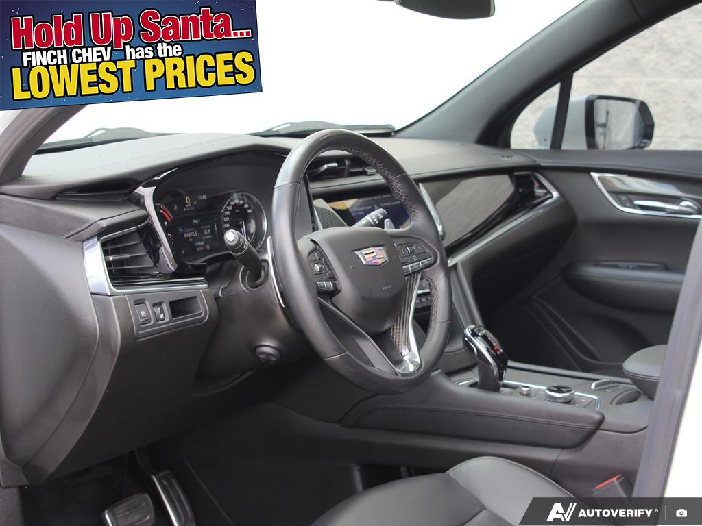 used 2022 Cadillac XT6 car