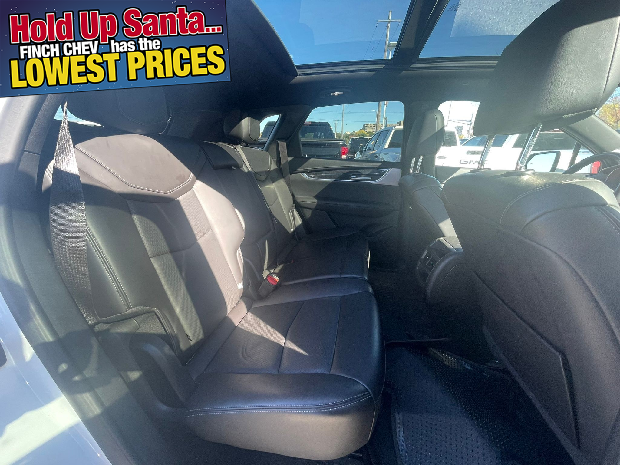 used 2023 Cadillac XT5 car, priced at $46,698