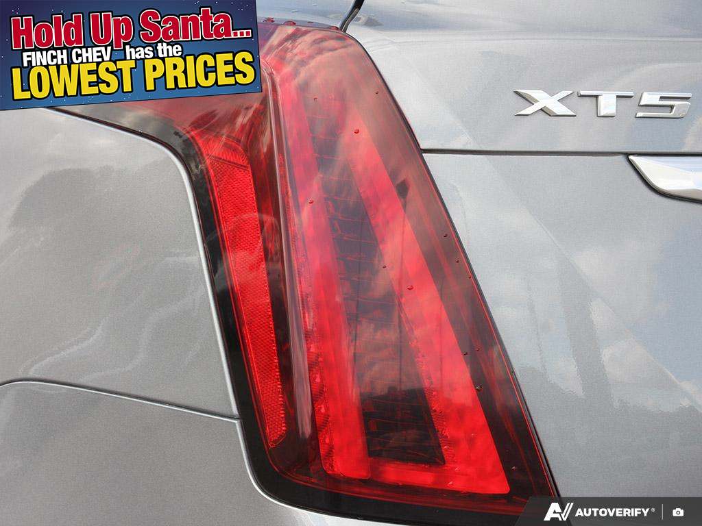 used 2021 Cadillac XT5 car, priced at $28,299