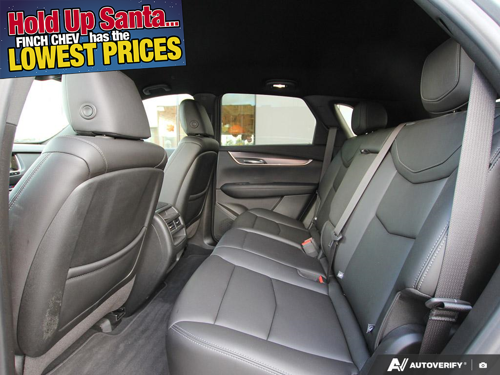 used 2021 Cadillac XT5 car, priced at $28,299